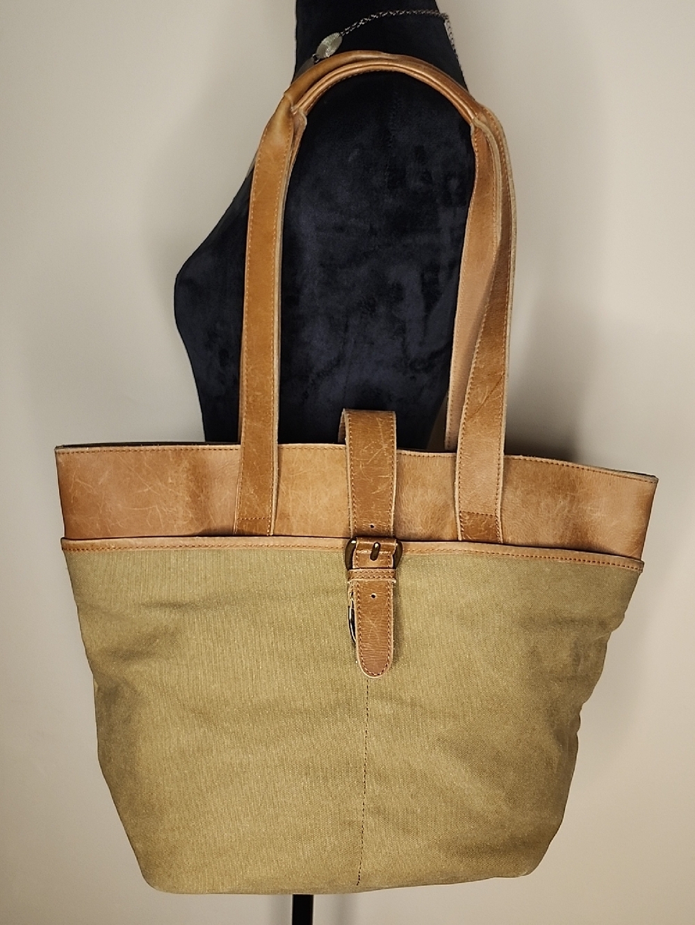 L.L. Bean Canvas Leather Trim Tote Green Organizer Pockets Snap Closure